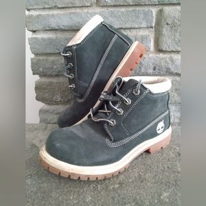 Timberland Boots - Women's Size 6M